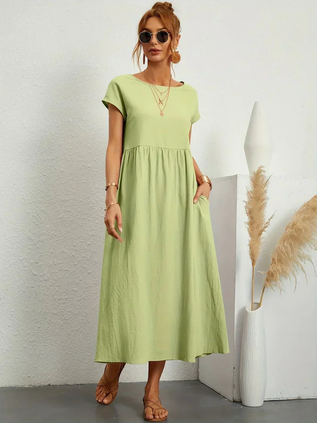 Gabriela | Vestido Medio Fluido de Elegancia Atemporal™