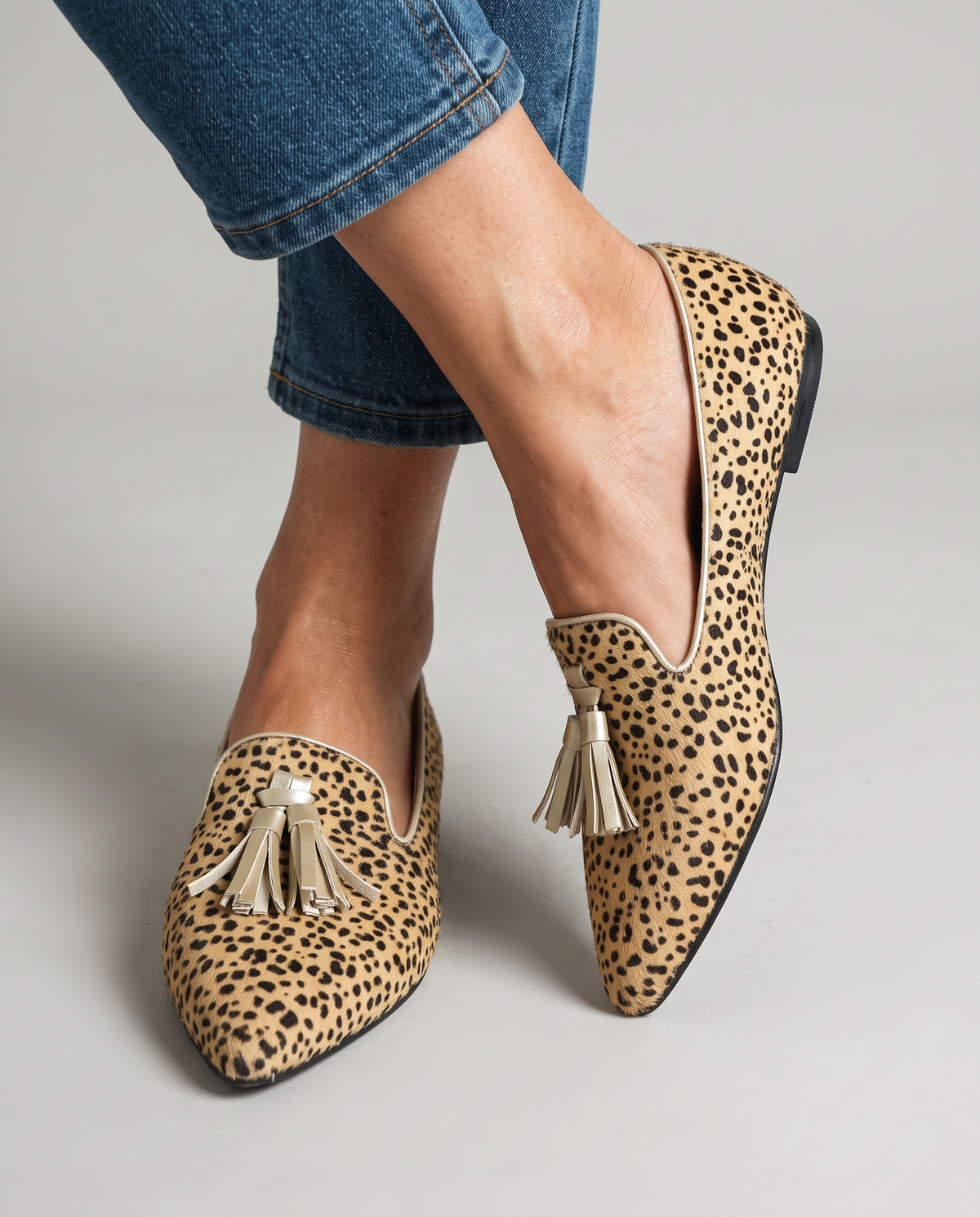 Geneviève | Mocassin guépard, pampilles dorées